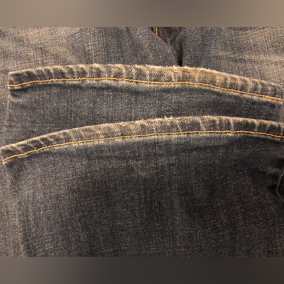 Levi’s Bold Curve Classic Bootcut Jeans - Picture 7 of 7